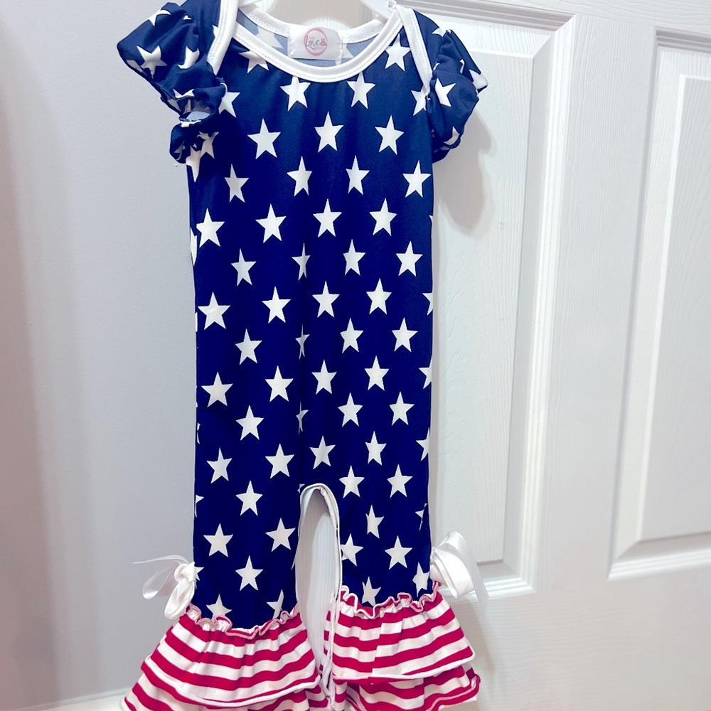 ❤️🤍💙 (5 for $30) Stars and Stripes Patriotic Romper
